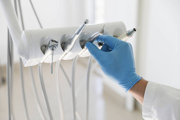 Professional Emergency Dentist technician working in Moscow, PA